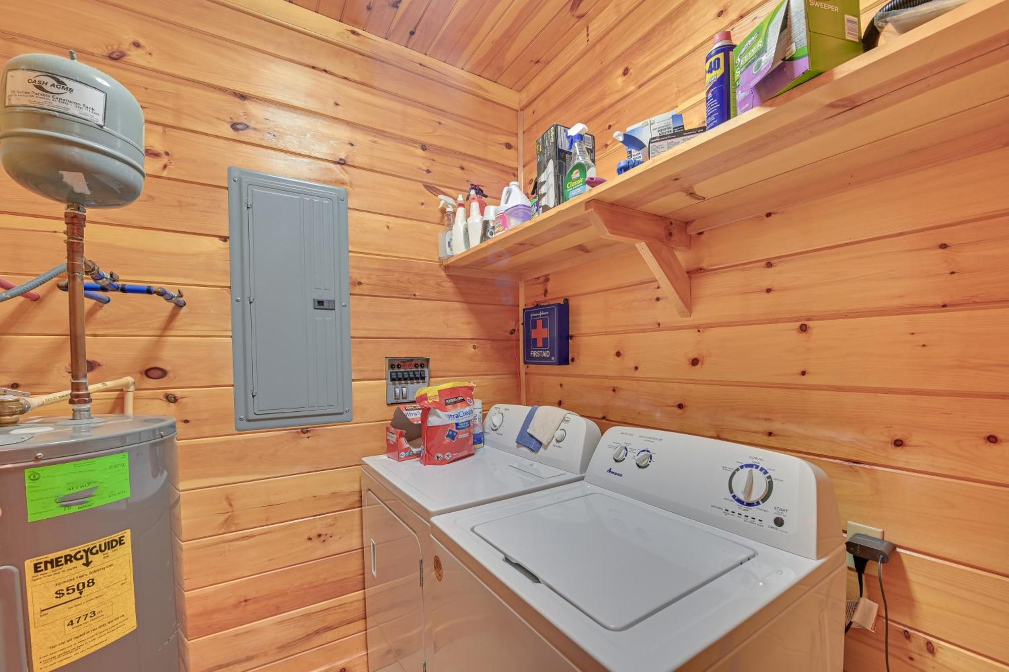 Pet-Friendly Cabin With Hot Tub In Daniel Boone Nf Beattyville Exterior photo